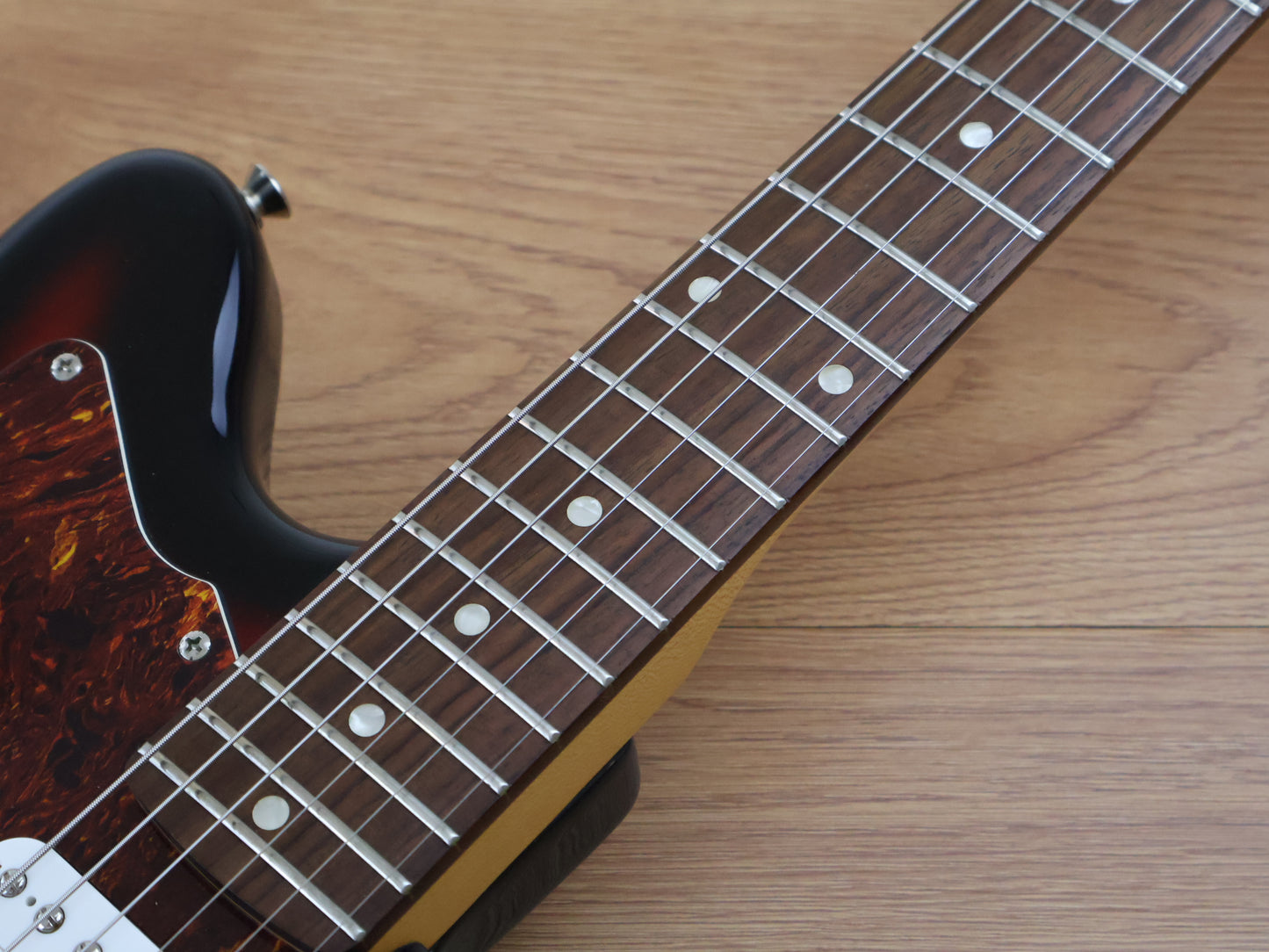 2008 Squier Jagmaster HH Offset (Sunburst)