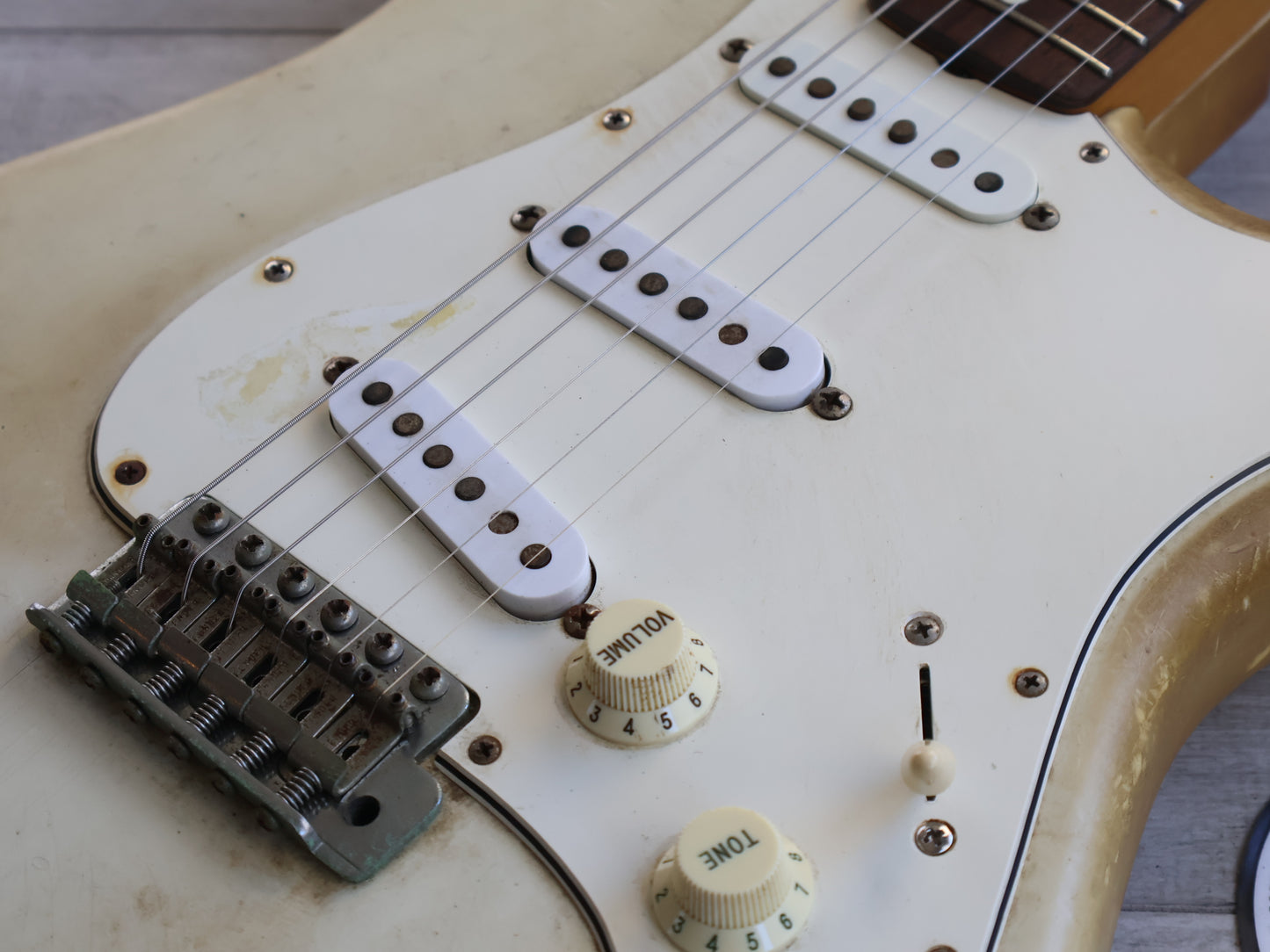 1986 Fender Japan ST62-55 '62 Reissue Stratocaster (Vintage White)