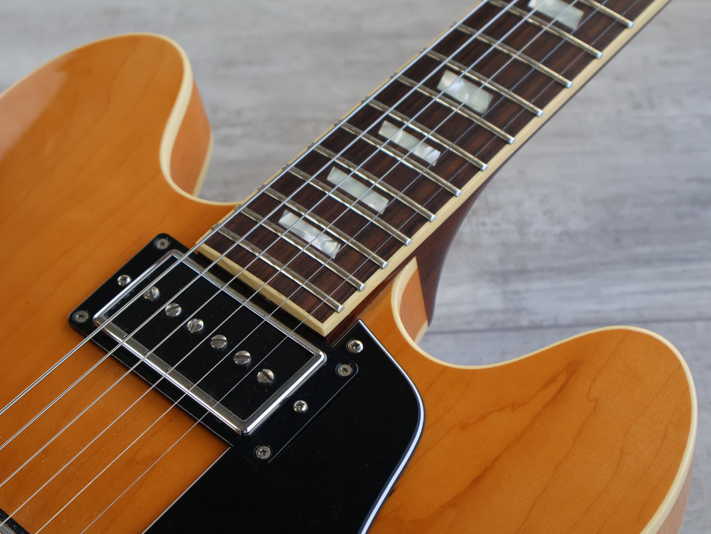2006 Epiphone Japan Elitist Nick Valensi Model Riviera w/Gibson P-94's (Antique Natural)