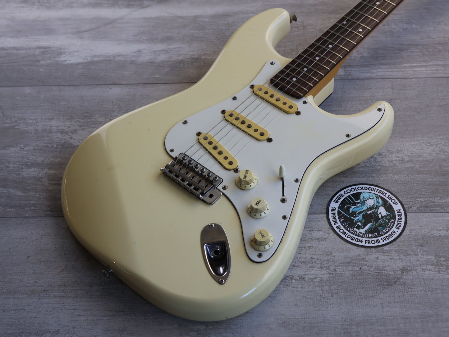 1986 Fender Japan ST314-55 Boxer Series Medium Scale Stratocaster (Vintage White)