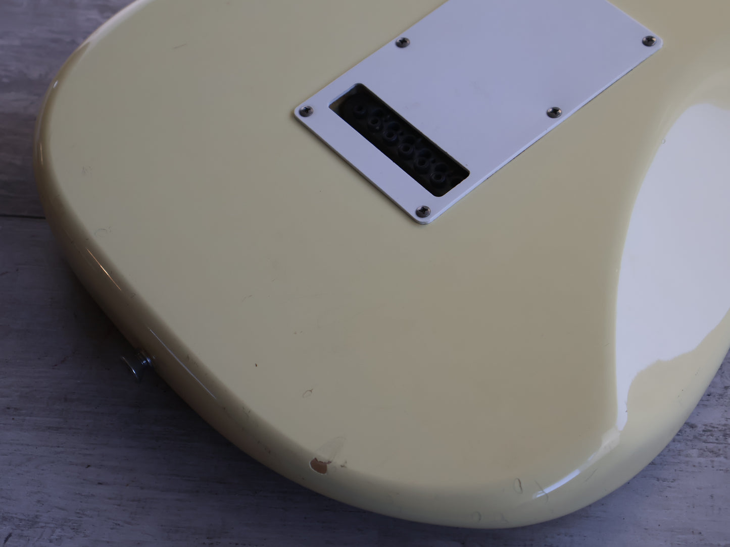 1986 Fender Japan ST314-55 Boxer Series Medium Scale Stratocaster (Vintage White)