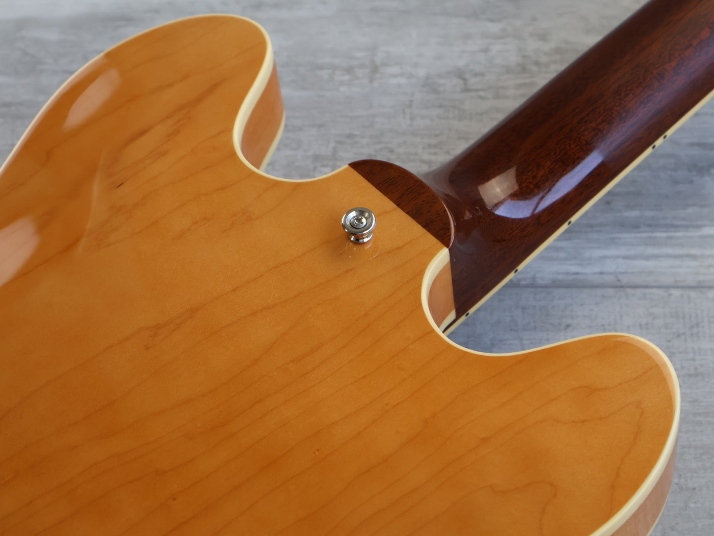 2006 Epiphone Japan Elitist Nick Valensi Model Riviera w/Gibson P-94's (Antique Natural)