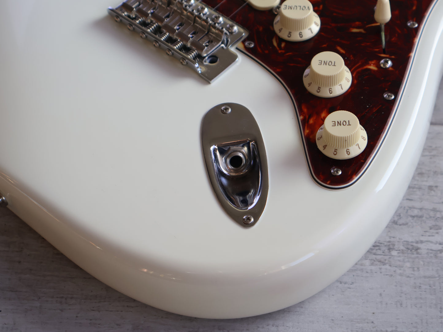 2020 Fender USA American Performer Stratocaster (Arctic White)