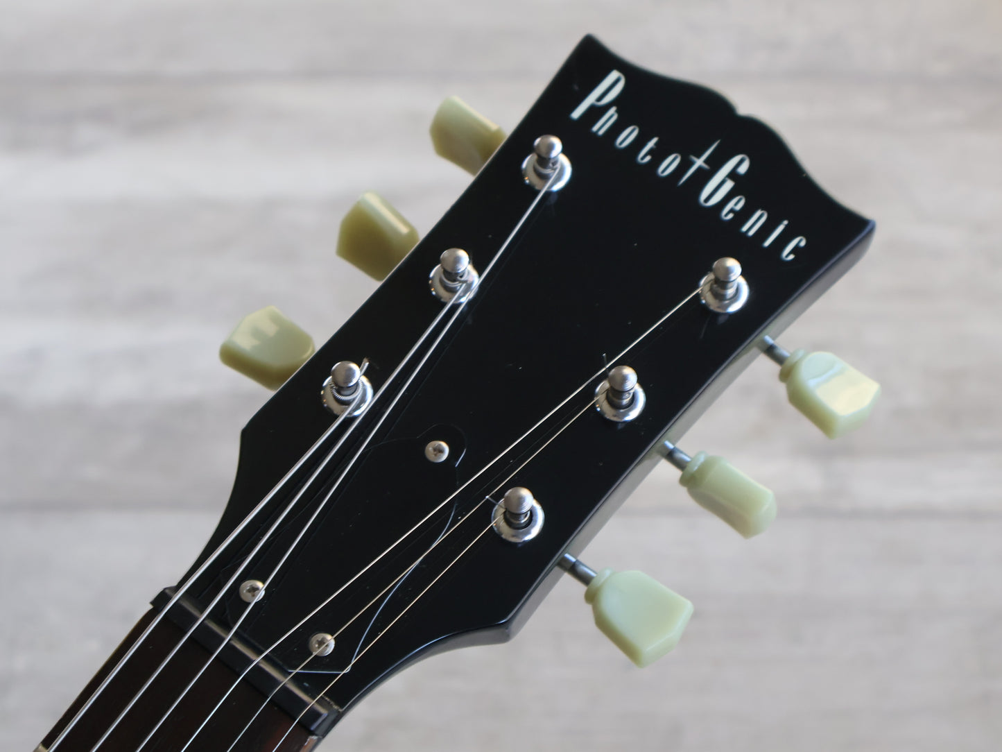 PhotoGenic Les Paul Standard (Silverburst)