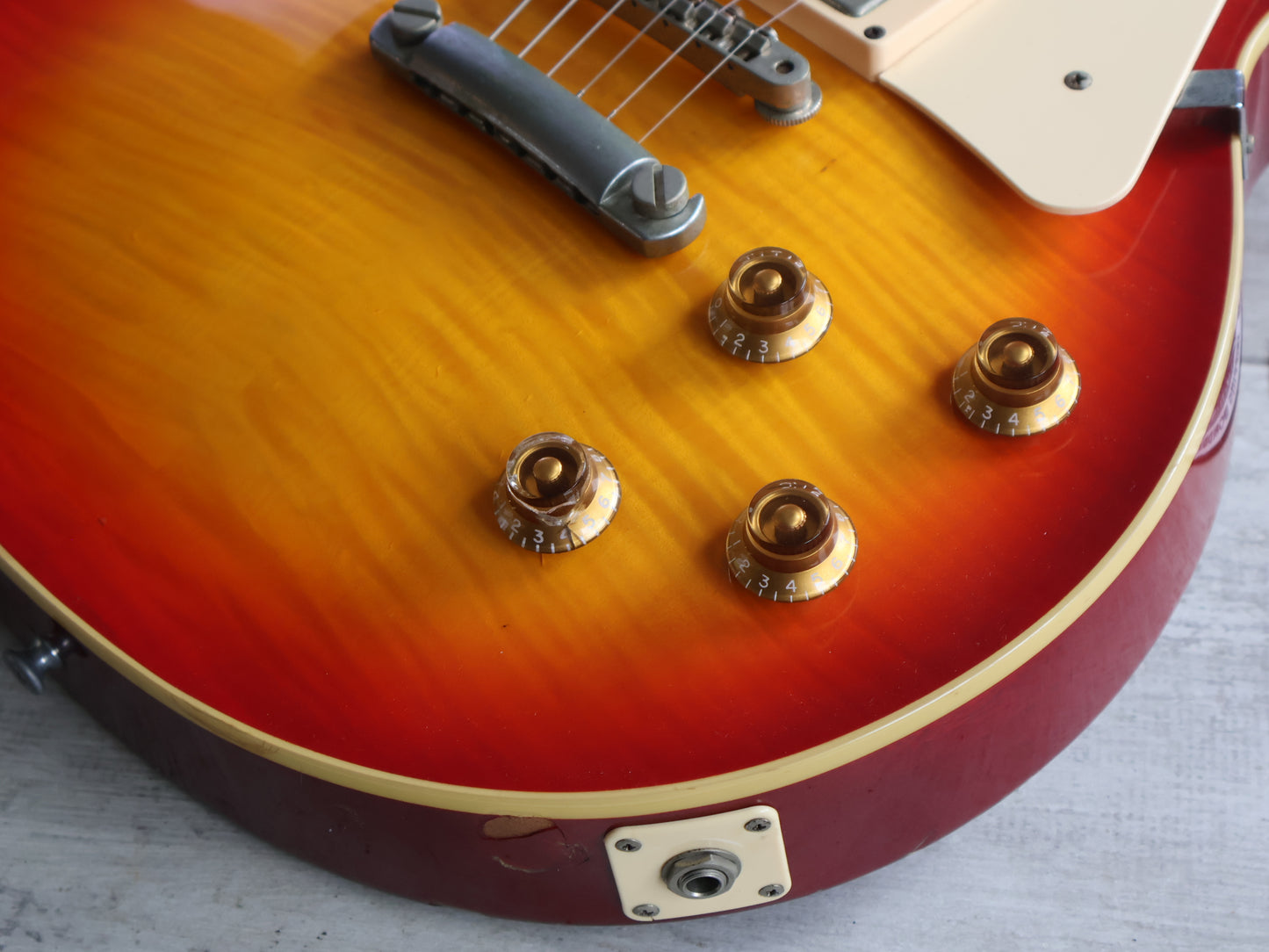2000's Edwards Japan (by ESP) E-LP-92SD Les Paul w/Seymour Duncans (Sunburst)