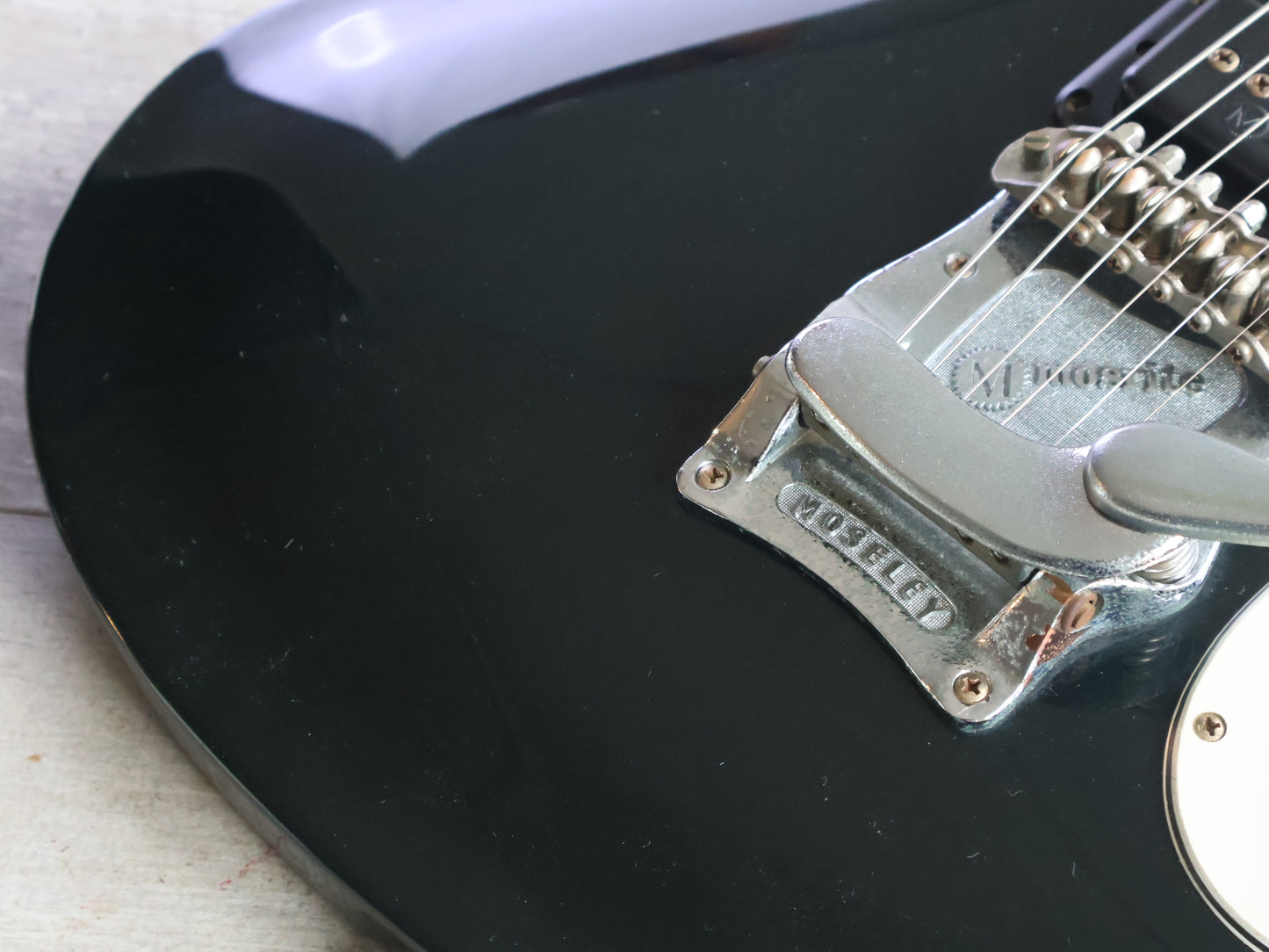 1980's Mosrite Japan VMG-1500B Ventures Model (Black)