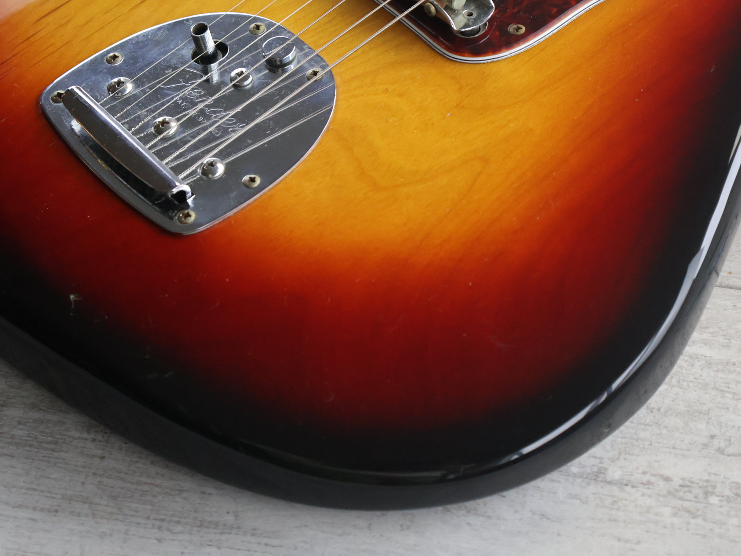 1997 Fender Japan JG66-LH '66 Reissue LH Left Handed Jaguar (Sunburst)