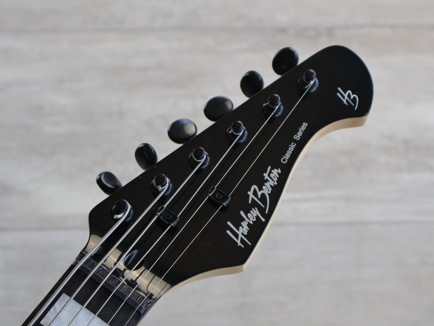 Harley Benton JA-Baritone Jazzmaster/Jaguar Offset Baritone w/P90's (Black)