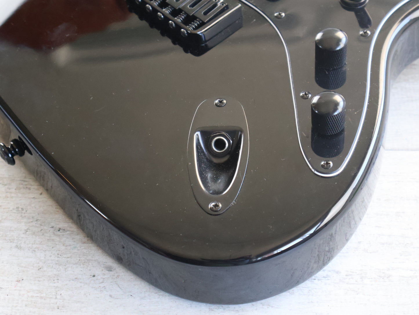 Harley Benton JA-Baritone Jazzmaster/Jaguar Offset Baritone w/P90's (Black)