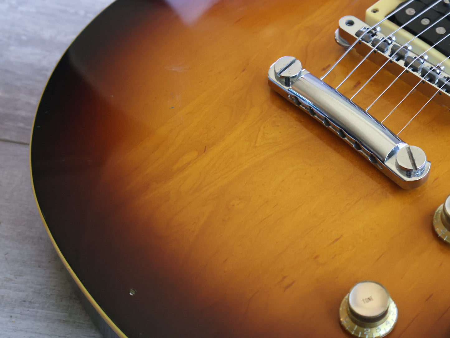 1977 Yamaha Japan SL500 Studio Lord Les Paul Standard (Brown Sunburst)