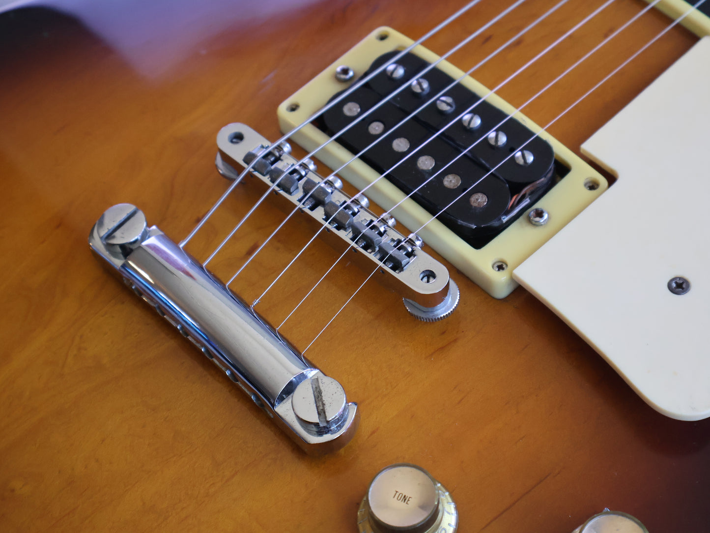 1977 Yamaha Japan SL500 Studio Lord Les Paul Standard (Brown Sunburst)
