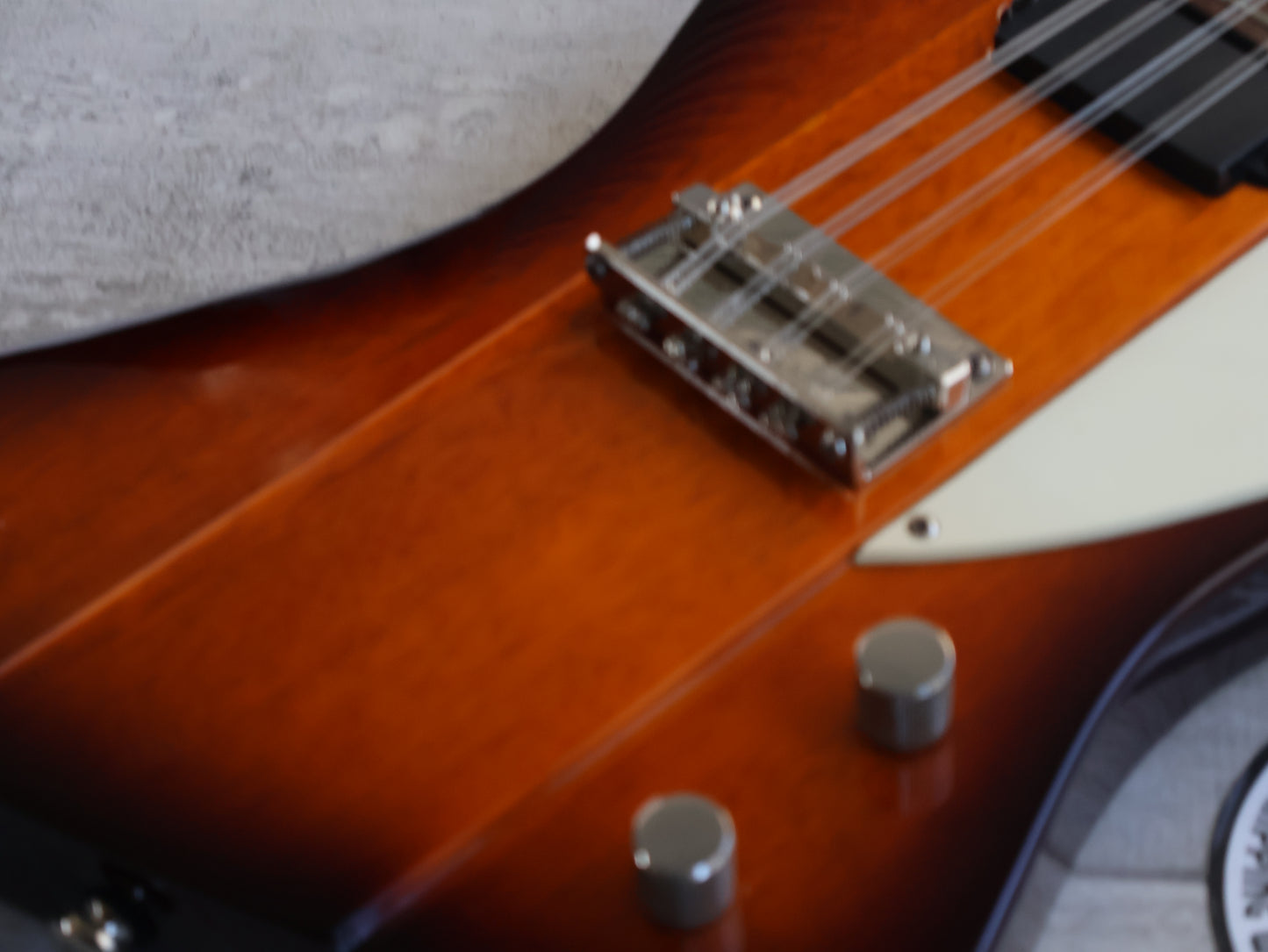2010 Epiphone Mandobird VIII Electric 8-String Mandolin (Vintage Sunburst)
