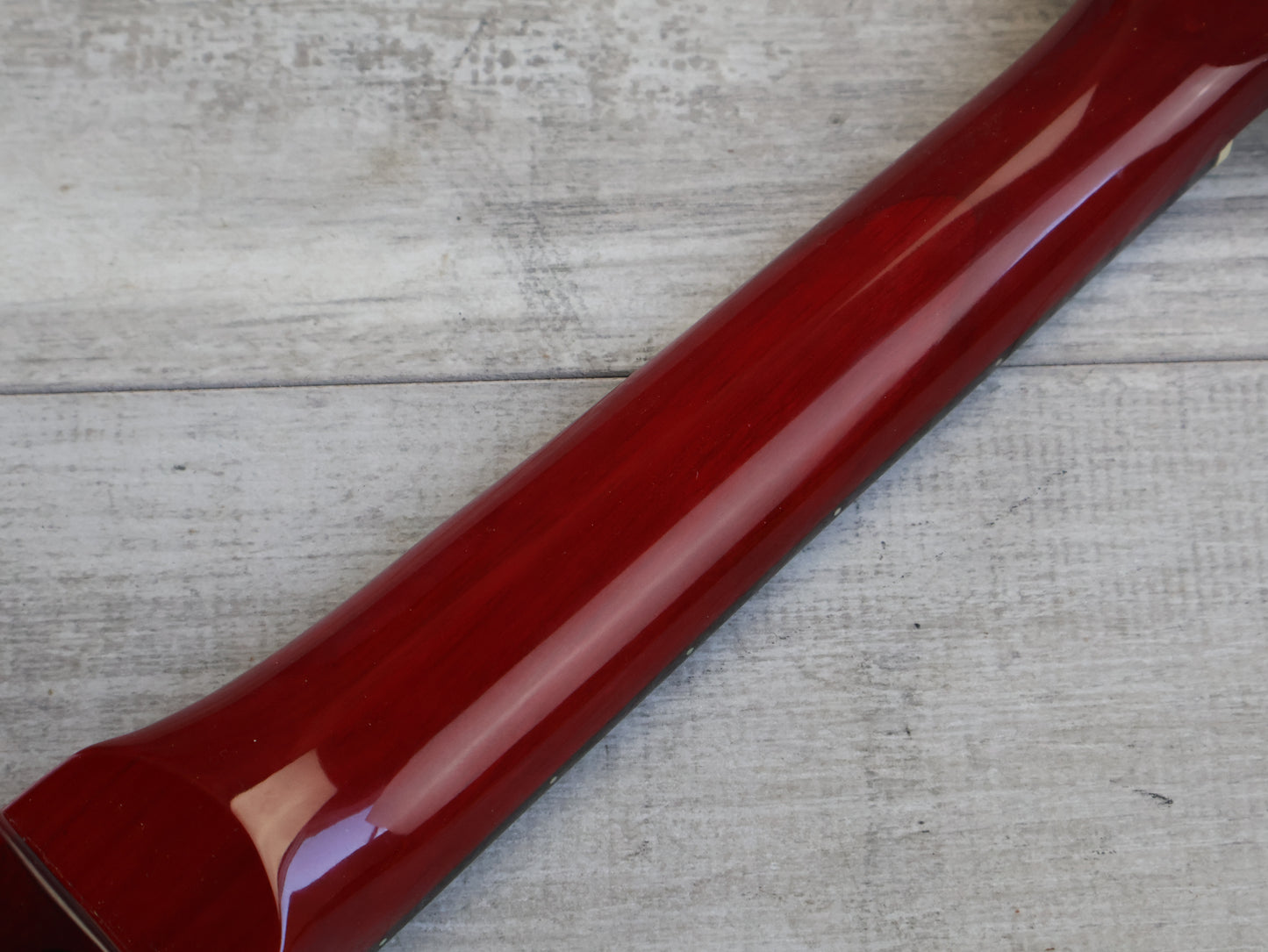 Epiphone Les Paul Acoustic/Electric Concert Ukulele (Cherry Sunburst)