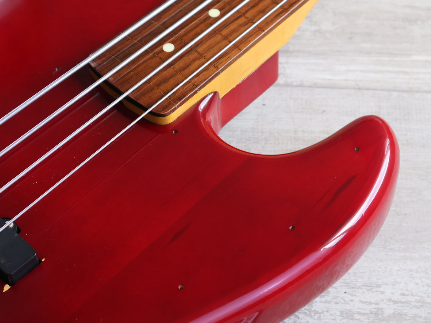 1997 Fender Japan JB62 '62 Reissue Fretless Jazz Bass w/EMG's (Transparent Red)