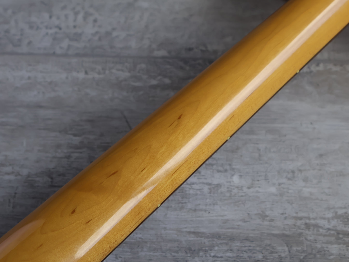 1997 Fender Japan JB62 '62 Reissue Fretless Jazz Bass w/EMG's (Transparent Red)