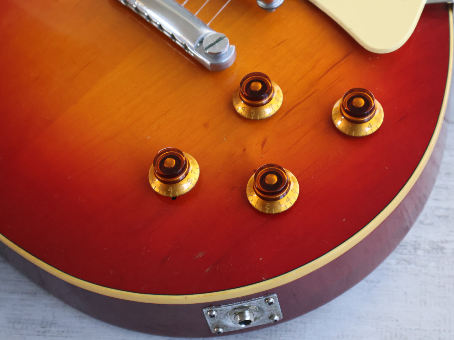 1979 Yamaha Japan SL800 Studio Lord Les Paul Standard (Cherry Sunburst)