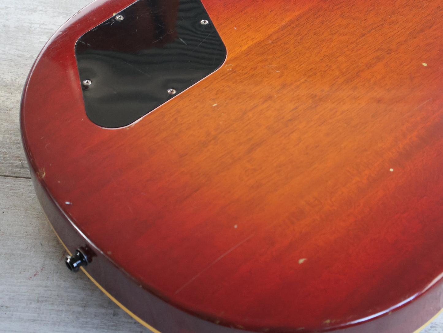 1979 Yamaha Japan SL800 Studio Lord Les Paul Standard (Cherry Sunburst)
