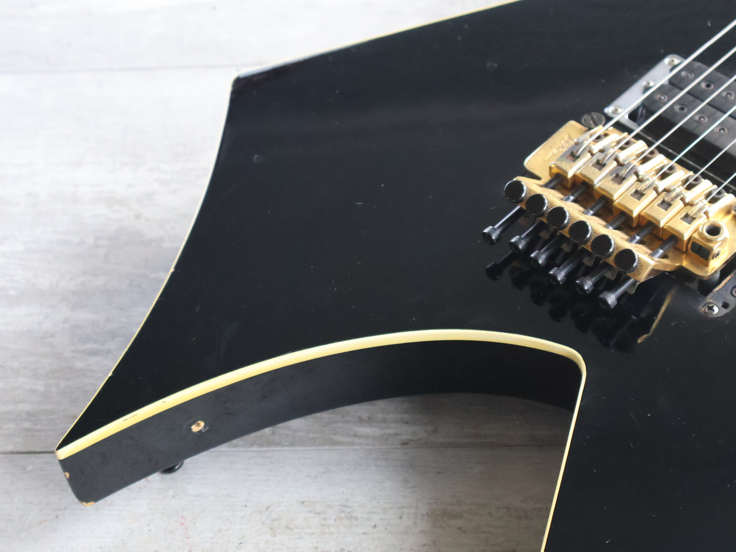 1986 BC Rich Japan WG-13BK Warlock (Black)