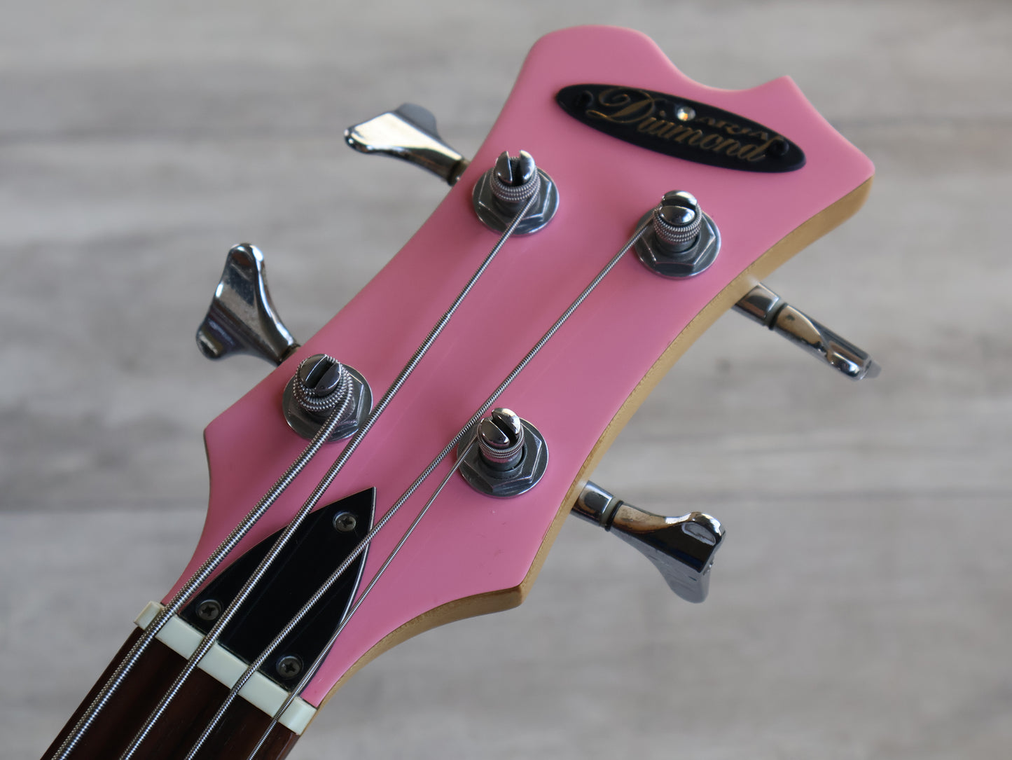 Aria Diamond Mosrite Style DMB380 Bass Guitar (Pink)