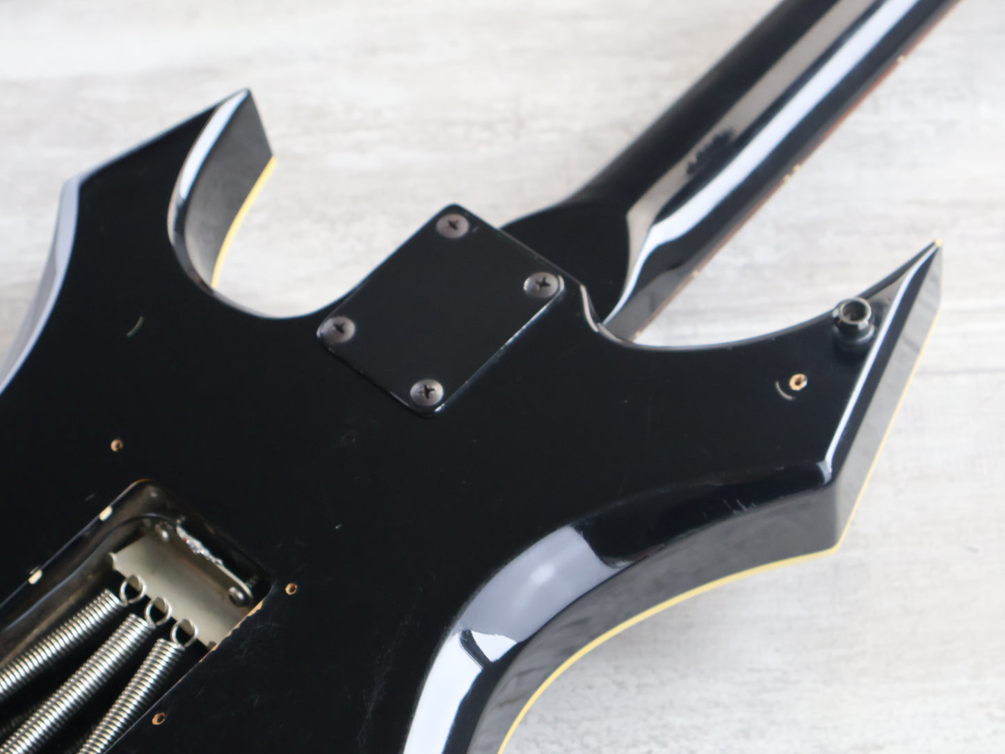 1986 BC Rich Japan WG-13BK Warlock (Black)