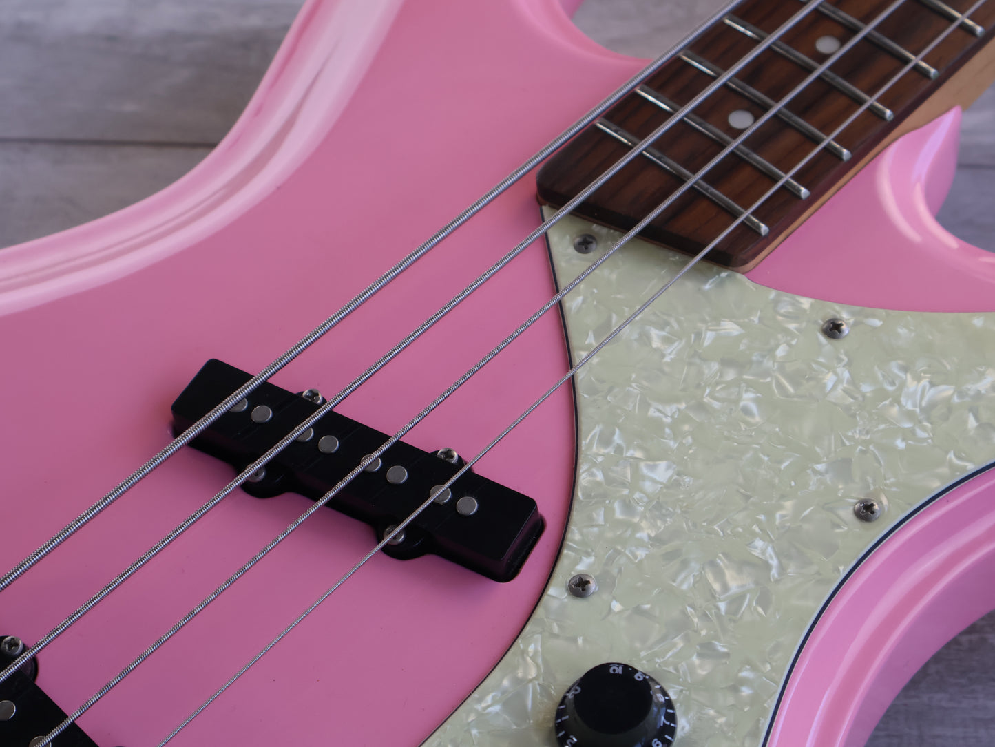 Aria Diamond Mosrite Style DMB380 Bass Guitar (Pink)