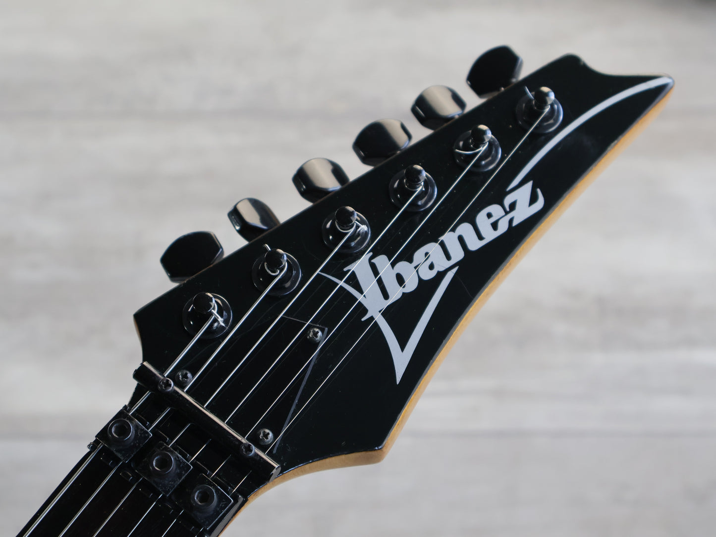 1990 Ibanez Japan 540R-HH Radius Series Satriani Superstrat (Black)
