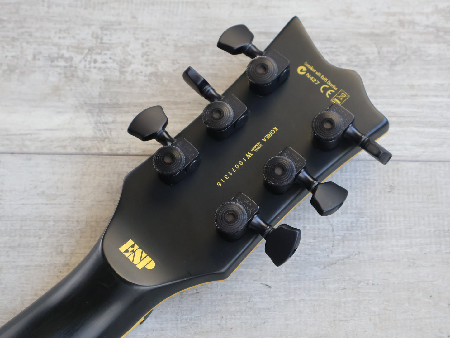 2010 LTD Korea (by ESP) EC-1000 Deluxe Eclipse Single Cutaway (Vintage Black)