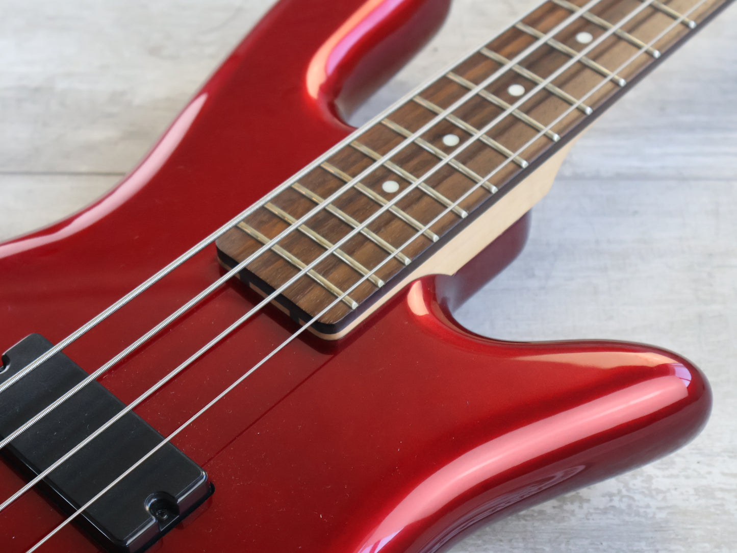 Spector "Performer 4" Bass (Red)