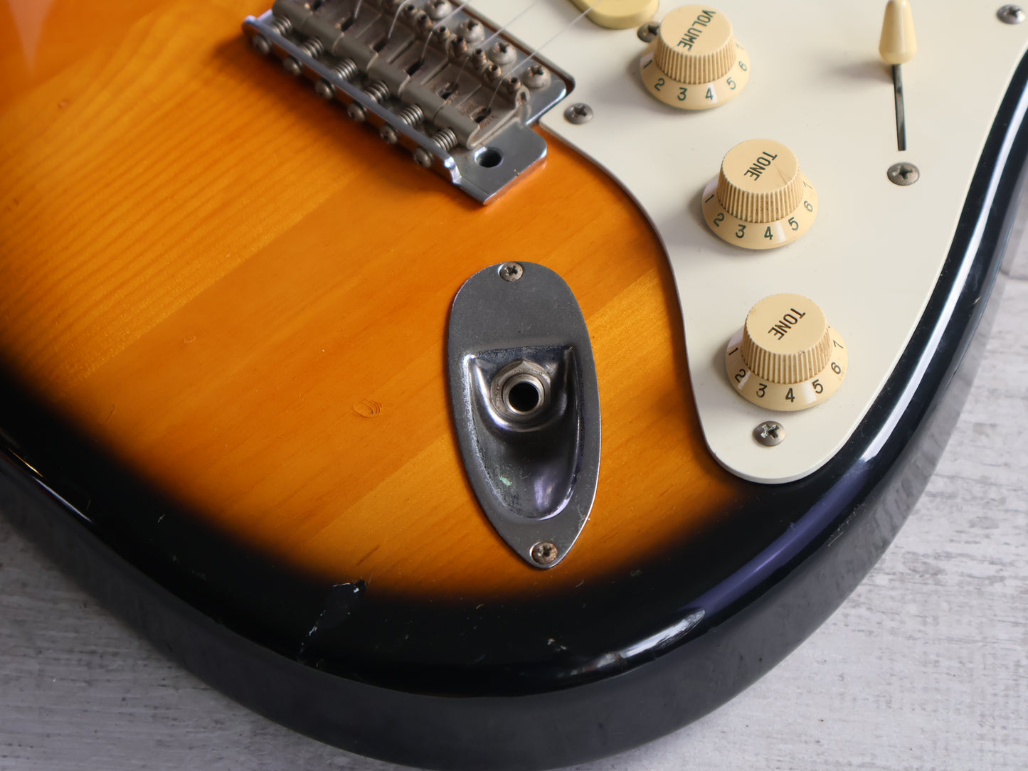 1983 Fernandes Japan "Revival" RST-50 '54 Reissue Stratocaster (Sunburst)