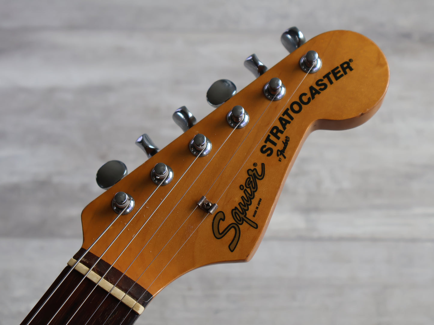 1986 Squier (by Fender Japan) SST-36 Vintage Stratocaster (Sunburst)