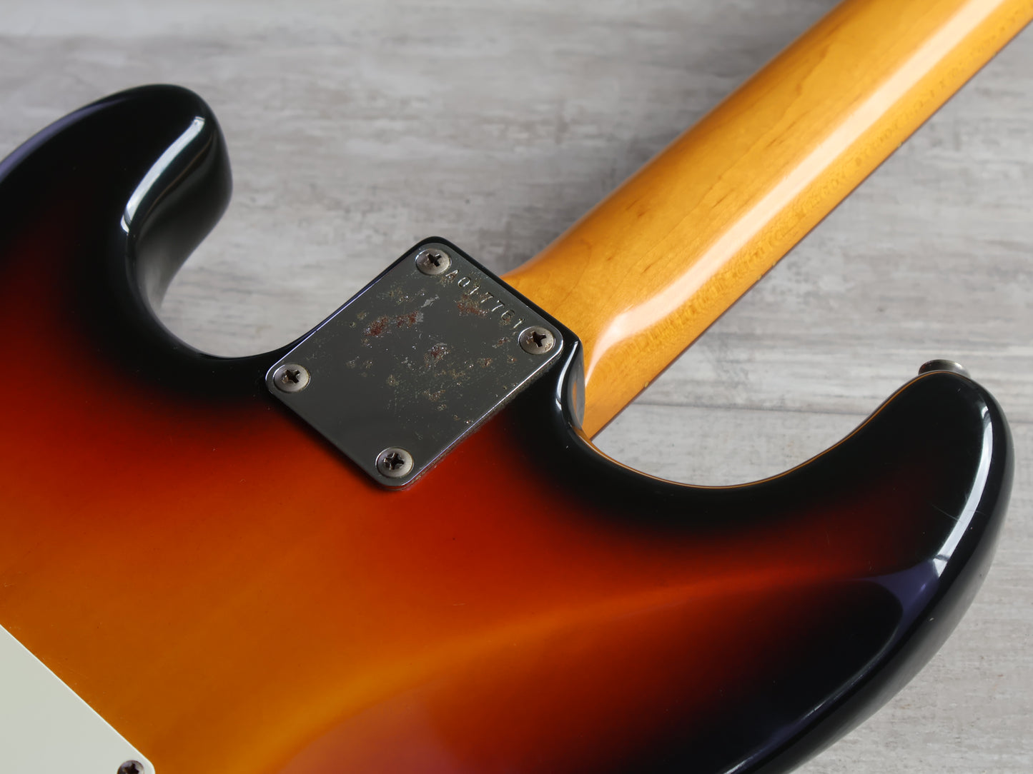 1986 Squier (by Fender Japan) SST-36 Vintage Stratocaster (Sunburst)