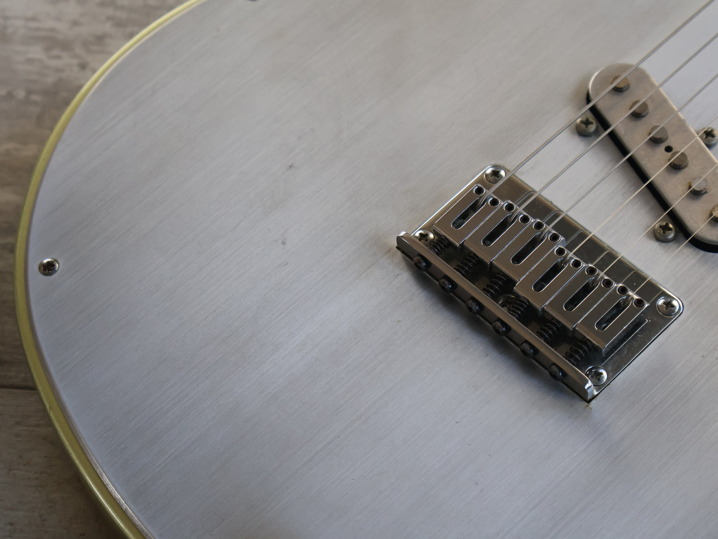 1990's Razo Glayn 723 Single Cutaway HS Aluminium Top Guitar