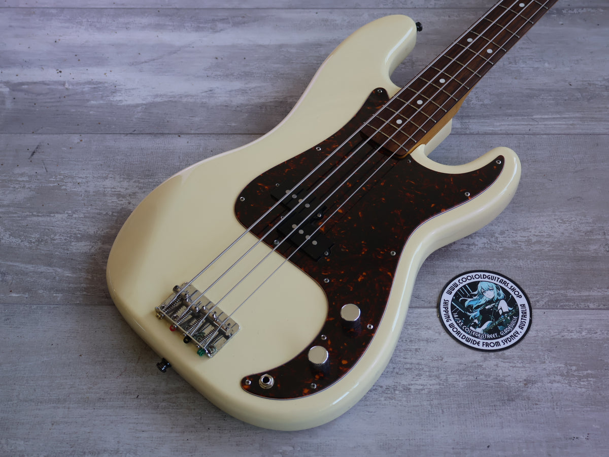 2004 Fender Japan PB62 '62 Reissue Precision Bass (Vintage White)