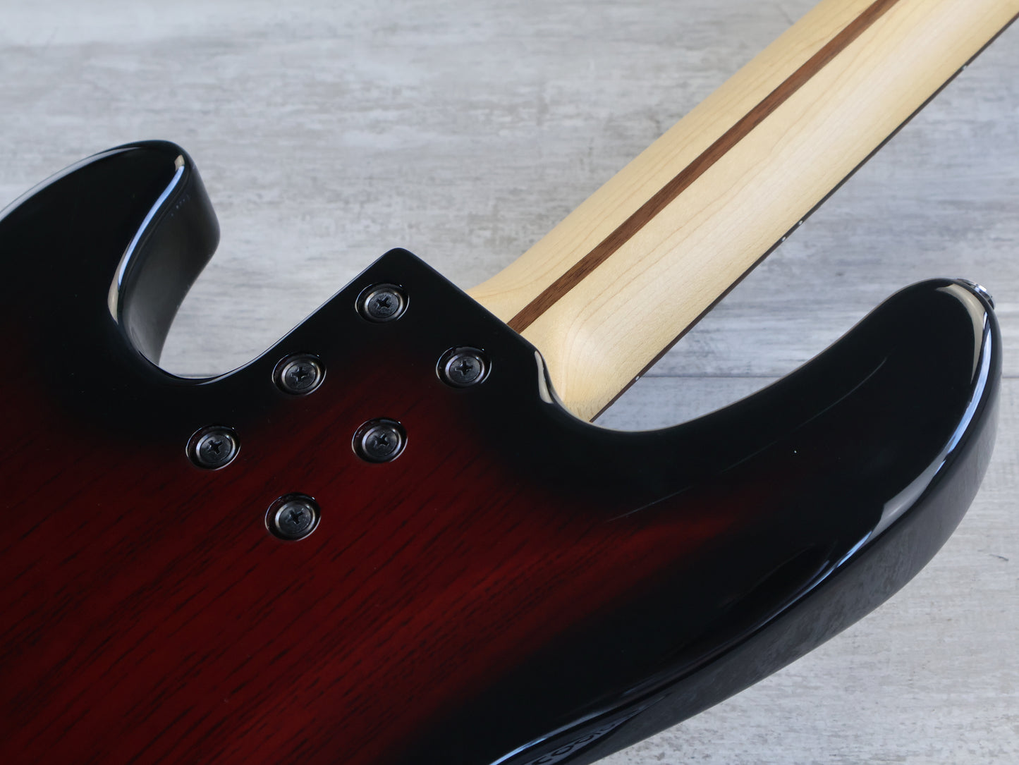 2001 G&L Japan L-2000 Premium Series Bass (Red Sunburst)