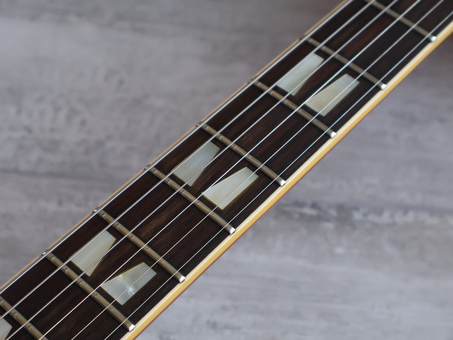 1982 Aria Pro II Japan PE-R100 Single Cutaway (Cherry Sunburst)