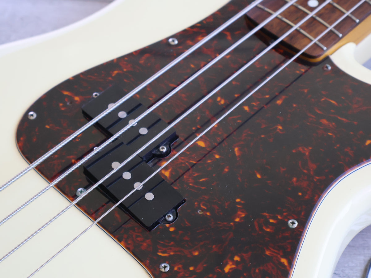 2004 Fender Japan PB62 '62 Reissue Precision Bass (Vintage White)