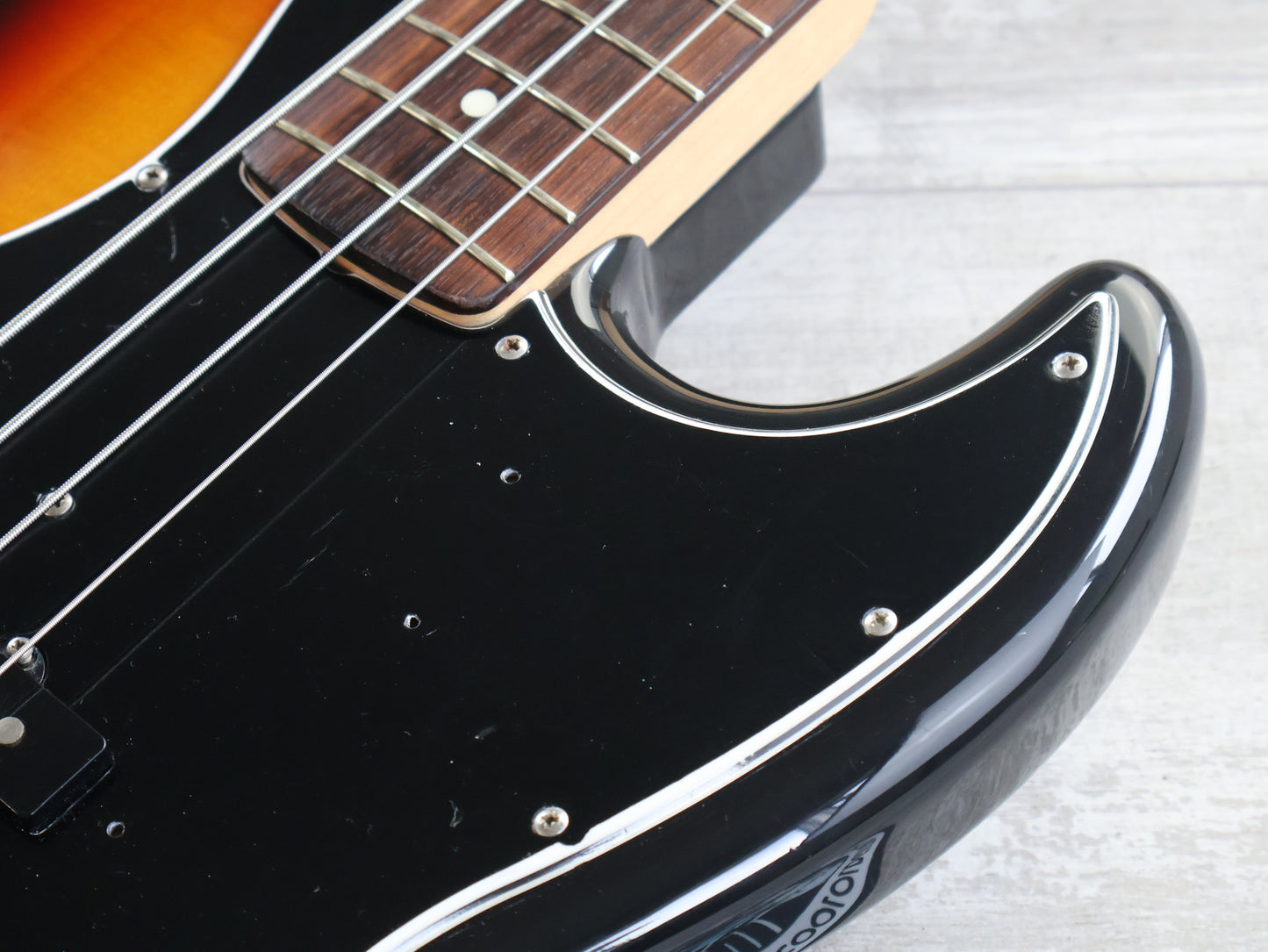 2010 Fender Japan Standard Jazz Bass (Sunburst)