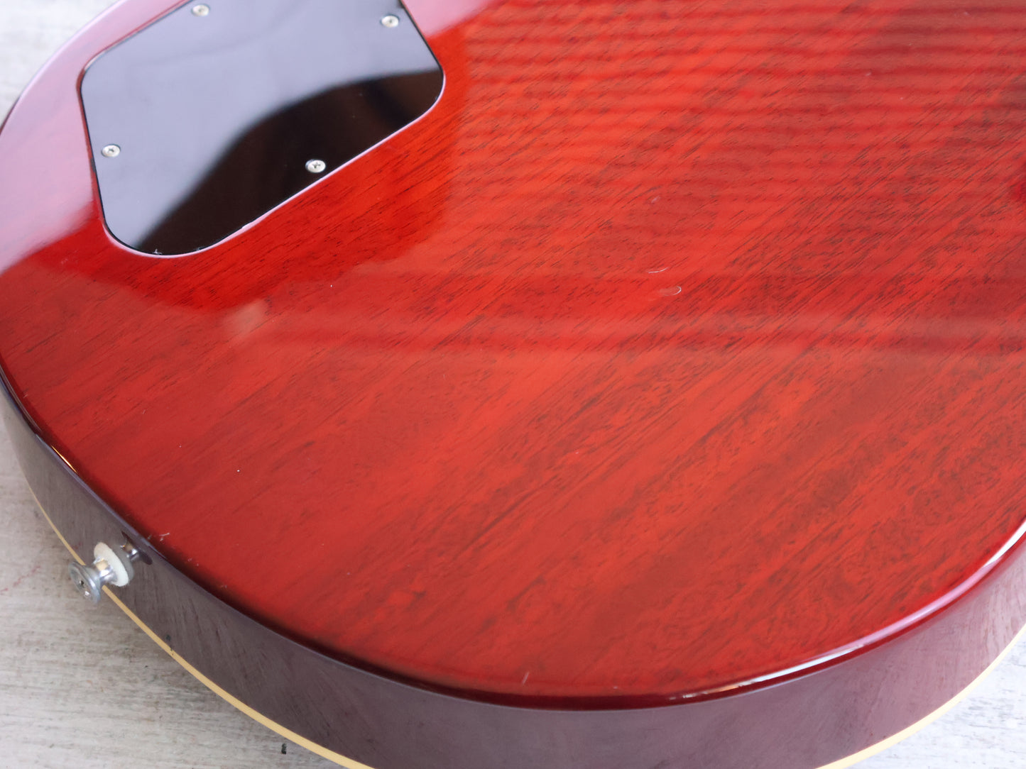 2016 FGN (Fujigen Japan) NLS-100 Neo Classic Les Paul Standard (Faded Cherry)
