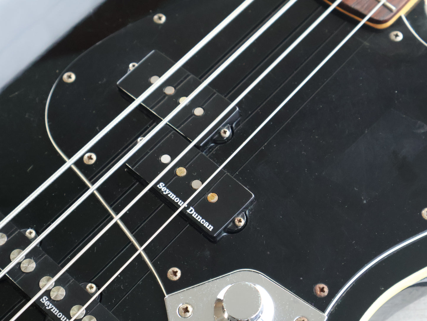 2004 Fender Japan AJB-65 Aerodyne Jazz Bass w/Seymour Duncan's (Black)