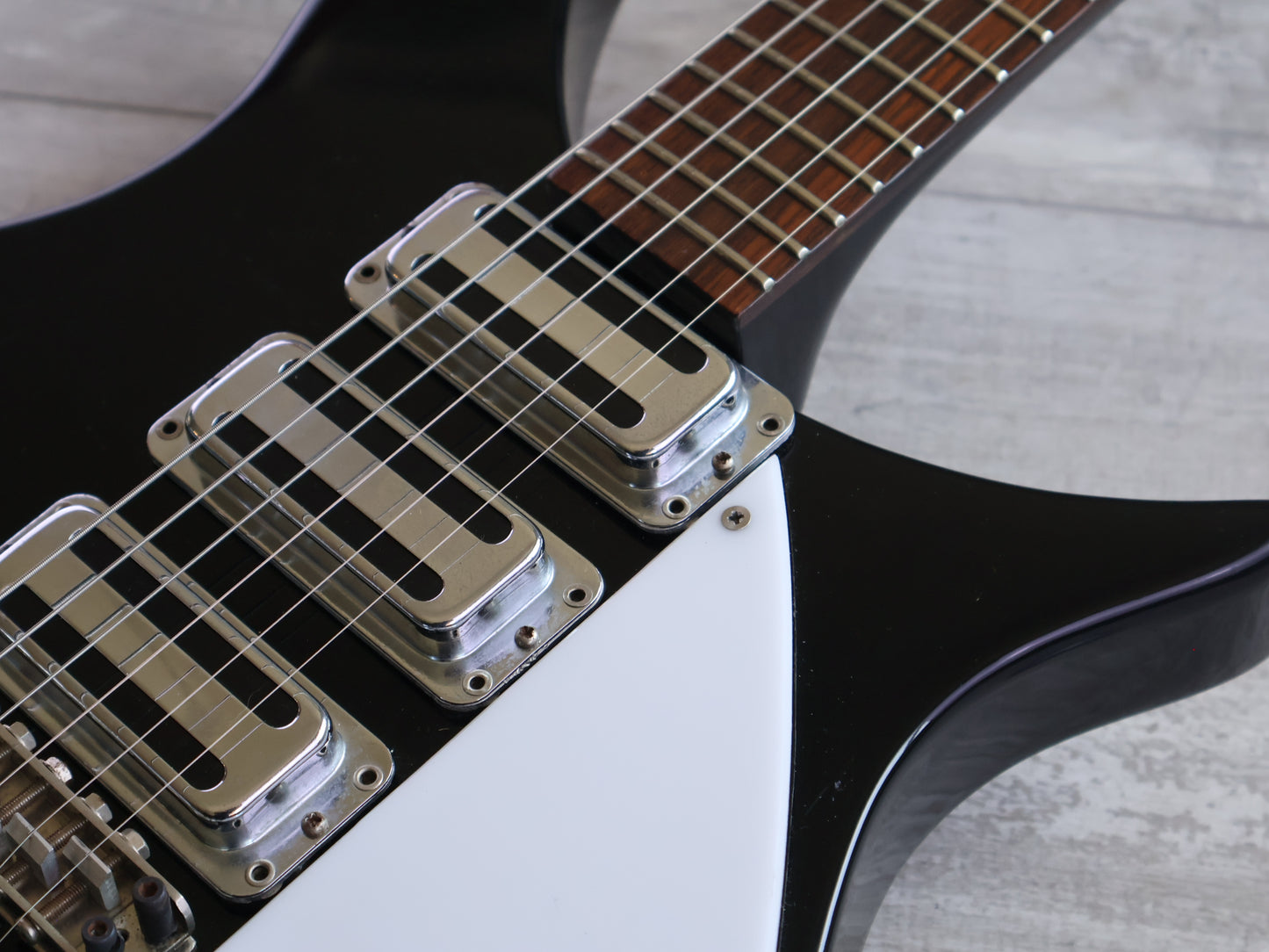 1992 Fernandes Japan RG-80 325 John Lennon Model (Black)