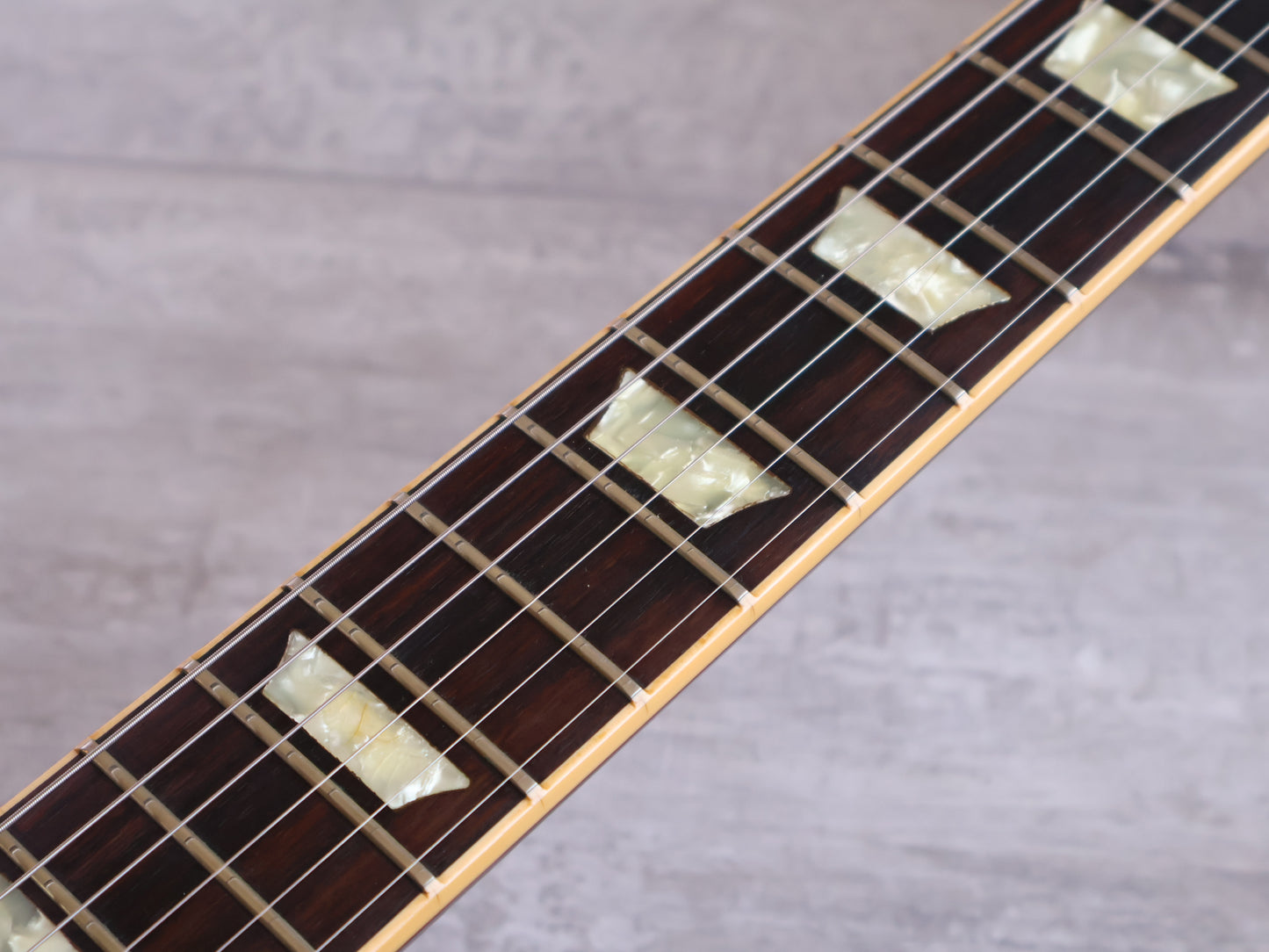 1991 Gibson USA Les Paul Standard (Wine Red)