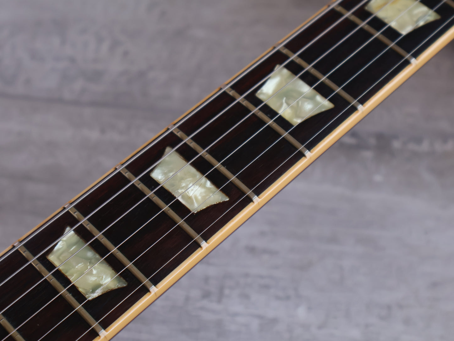 1991 Gibson USA Les Paul Standard (Wine Red)