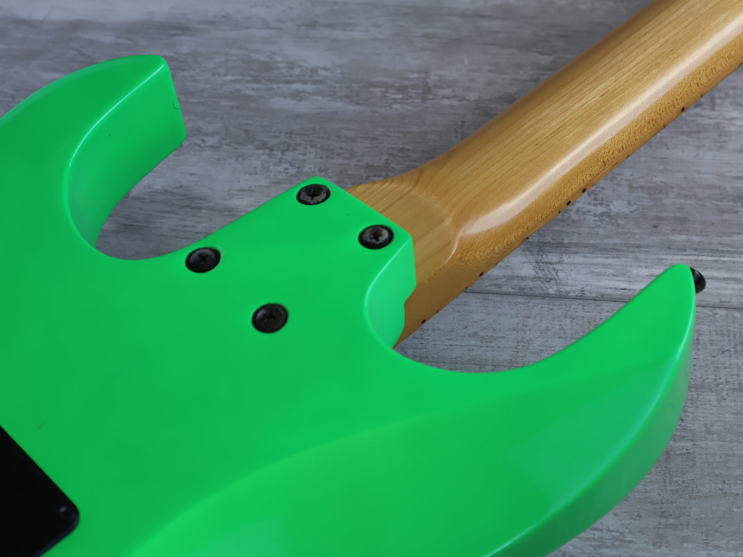 1985 BC Rich Japan GS-MR851 NJ Series Gunslinger (Day Glow Green)