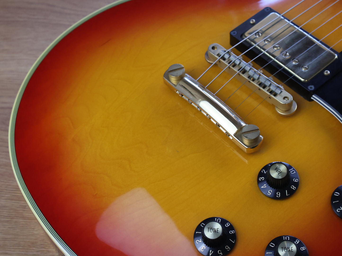 1982 Greco Japan EGC68-50 '68 Reissue Les Paul Custom (Cherry Sunburst)