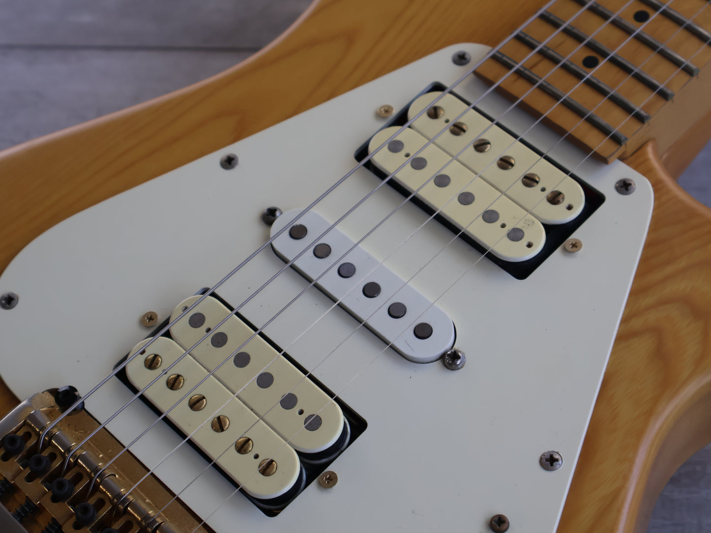 1990 Rockoon/Schaller Japan (by Kawai) RA-65 HSH Silhouette (Natural)