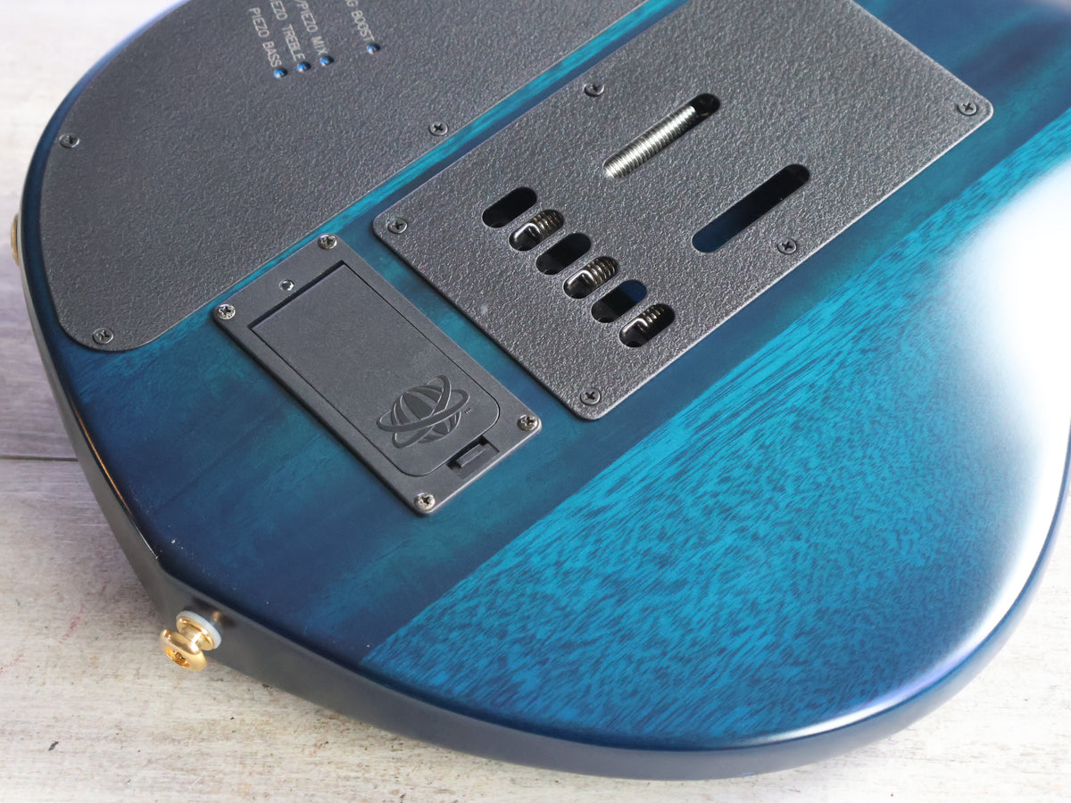 2018 Ernie Ball Music Man John Petrucci Majesty Artisan (Azzurro)