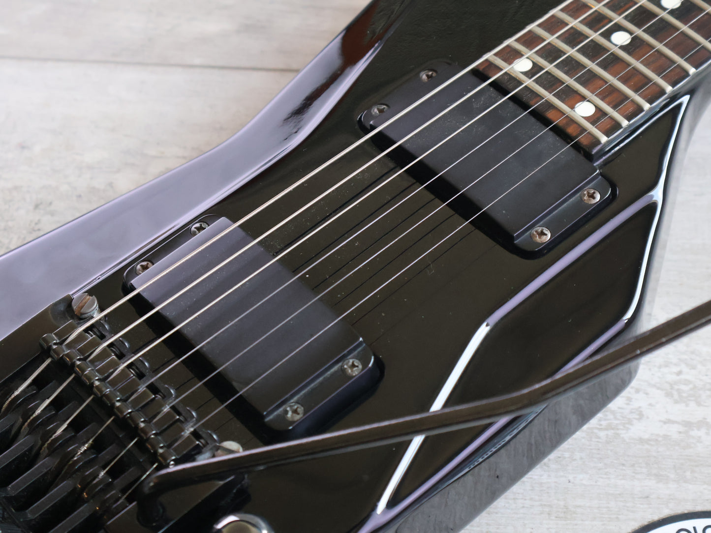 1987 Yamaha Japan GX-1 Headless Neckthrough Guitar (Black)