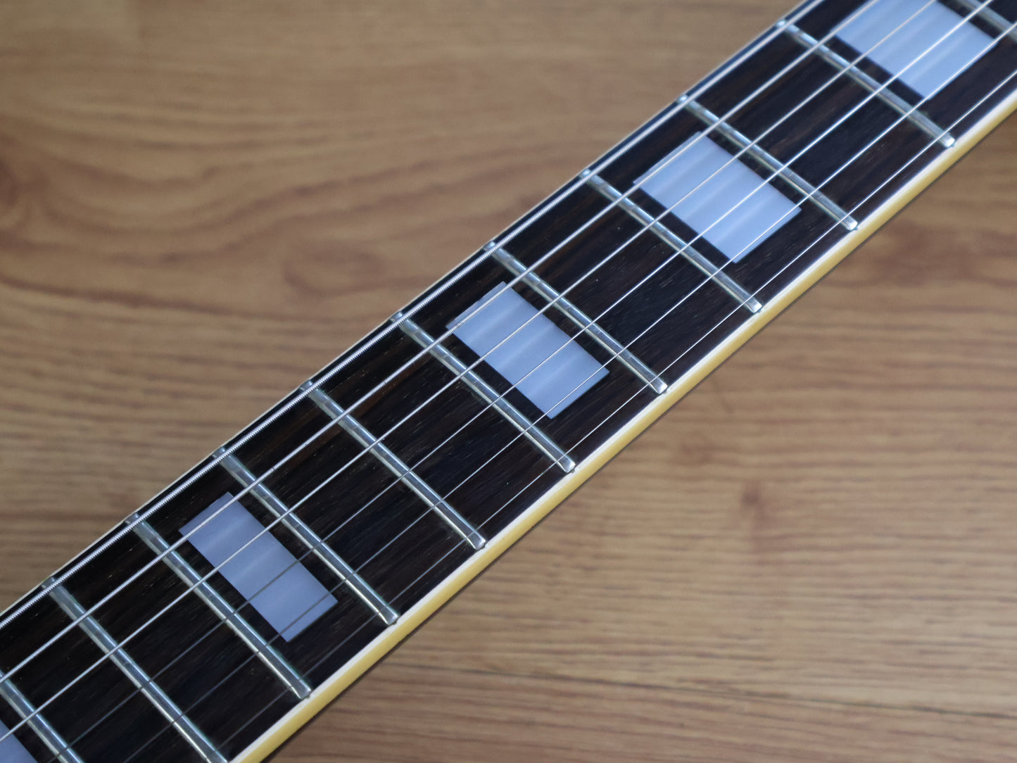 1975 Greco EG-480B Les Paul (Black)