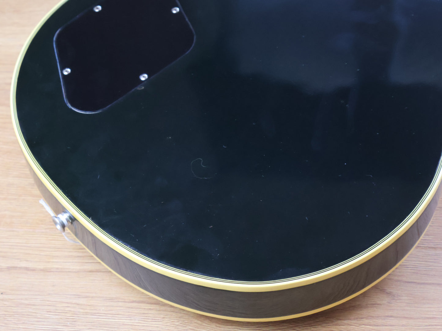 1975 Greco EG-480B Les Paul (Black)