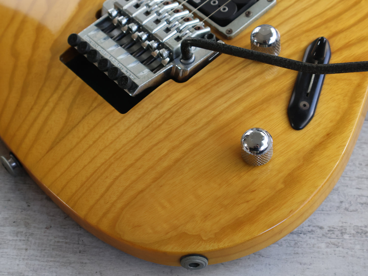 1993 Ibanez Japan SI-850M S-Series HSH Superstrat (Natural Ash)